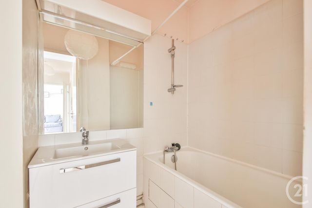 Appartement F2 &agrave; vendre - 2 pi&egrave;ces - 44 m2 - Paris - 75013 - ILE-DE-FRANCE