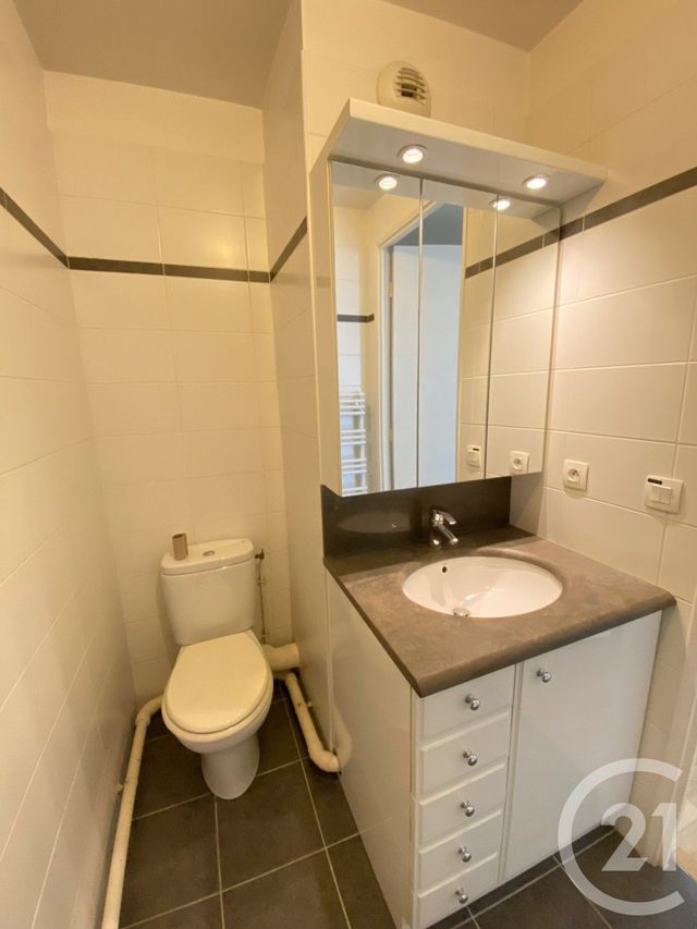 Appartement F1 &agrave; louer - 1 pi&egrave;ce - 25,14 m2 - Paris - 75013 - ILE-DE-FRANCE