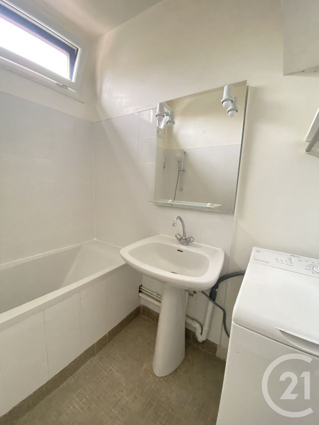 Appartement F1 &agrave; louer - 1 pi&egrave;ce - 25,53 m2 - Paris - 75013 - ILE-DE-FRANCE