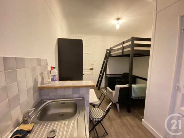 Appartement F1 &agrave; louer - 1 pi&egrave;ce - 15 m2 - Paris - 75013 - ILE-DE-FRANCE