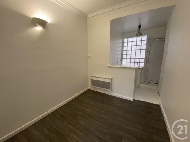 Appartement F1 &agrave; louer - 1 pi&egrave;ce - 28,02 m2 - Paris - 75014 - ILE-DE-FRANCE