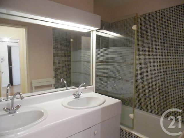 Appartement F2 &agrave; louer - 2 pi&egrave;ces - 52,94 m2 - Paris - 75013 - ILE-DE-FRANCE