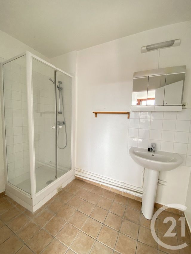 Appartement F2 &agrave; louer - 2 pi&egrave;ces - 41,59 m2 - Paris - 75013 - ILE-DE-FRANCE