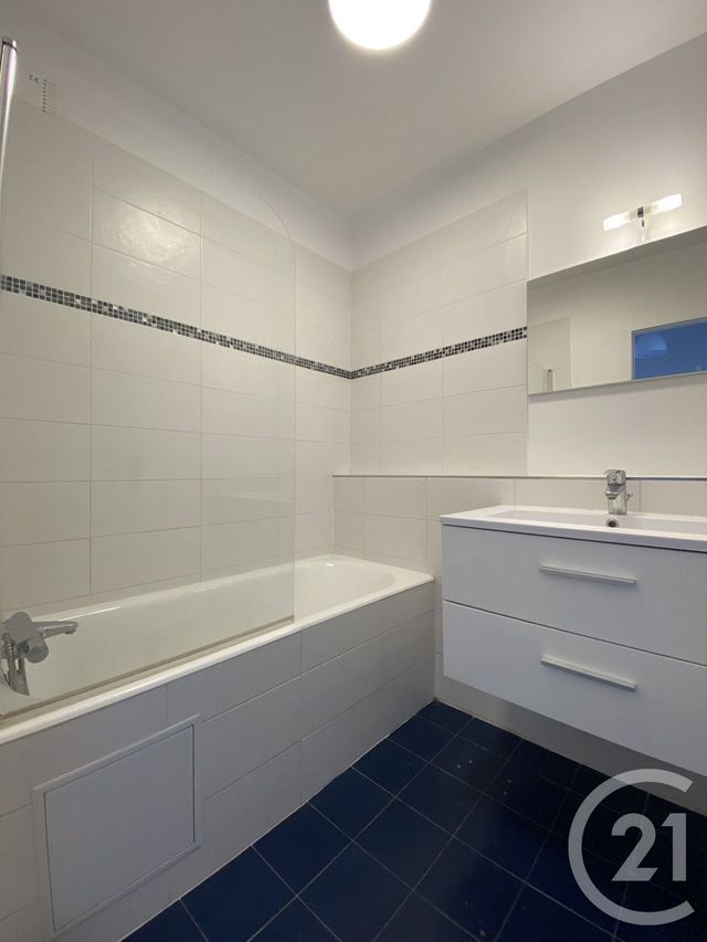 Appartement F2 &agrave; louer - 2 pi&egrave;ces - 42,73 m2 - Paris - 75013 - ILE-DE-FRANCE