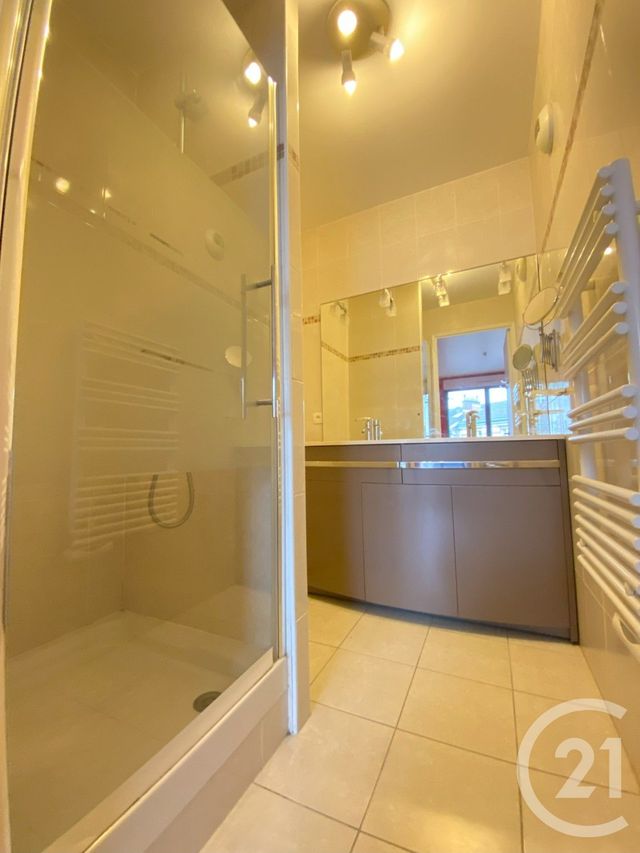 Appartement F3 &agrave; louer - 3 pi&egrave;ces - 83,74 m2 - Paris - 75013 - ILE-DE-FRANCE