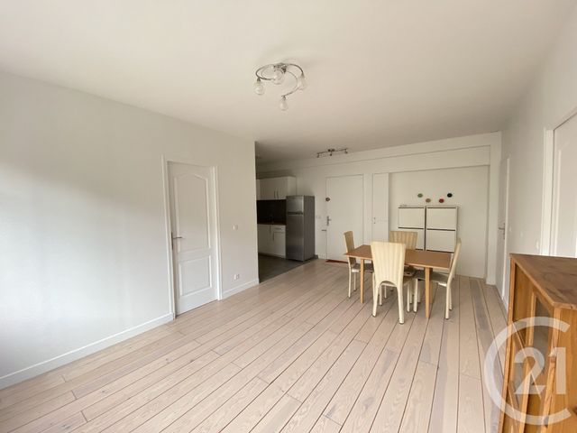 Appartement F3 &agrave; louer - 3 pi&egrave;ces - 50,03 m2 - Paris - 75013 - ILE-DE-FRANCE