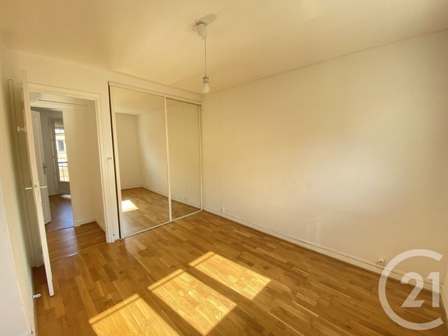 Appartement F3 &agrave; louer - 3 pi&egrave;ces - 70,15 m2 - Paris - 75013 - ILE-DE-FRANCE