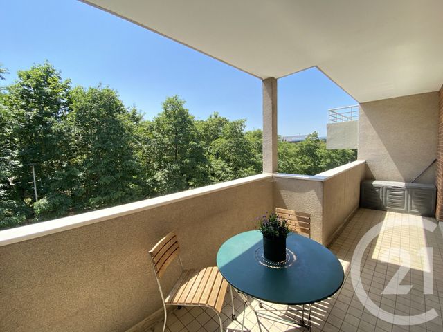 Appartement F4 &agrave; louer - 4 pi&egrave;ces - 91 m2 - Le Kremlin Bicetre - 94 - ILE-DE-FRANCE