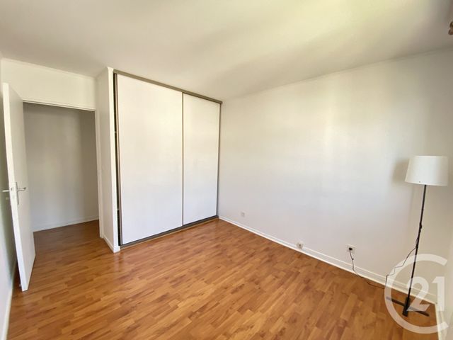 Appartement F4 &agrave; louer - 4 pi&egrave;ces - 91 m2 - Le Kremlin Bicetre - 94 - ILE-DE-FRANCE