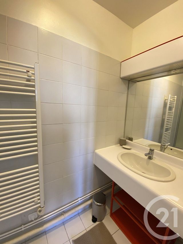 Appartement F4 &agrave; louer - 4 pi&egrave;ces - 91 m2 - Le Kremlin Bicetre - 94 - ILE-DE-FRANCE