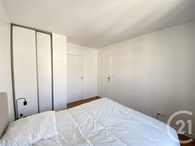 Appartement F4 &agrave; louer - 4 pi&egrave;ces - 91 m2 - Le Kremlin Bicetre - 94 - ILE-DE-FRANCE