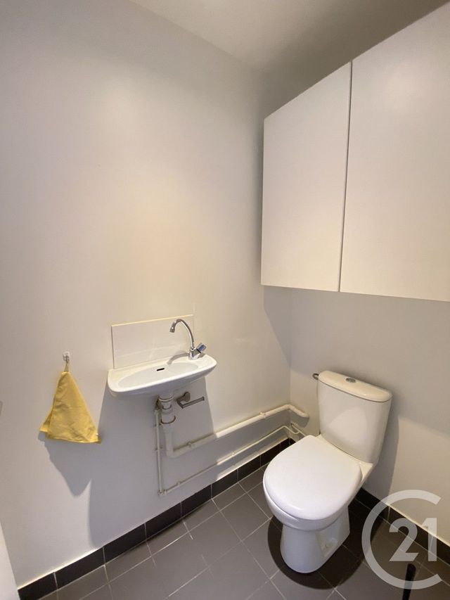 Appartement F4 &agrave; louer - 4 pi&egrave;ces - 91 m2 - Le Kremlin Bicetre - 94 - ILE-DE-FRANCE
