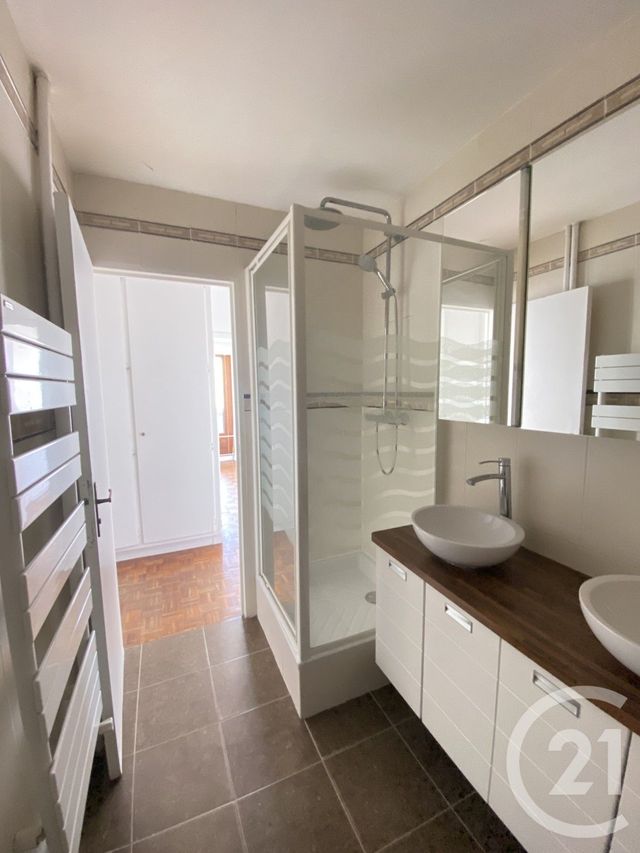 Appartement F4 &agrave; louer - 4 pi&egrave;ces - 80,56 m2 - Paris - 75013 - ILE-DE-FRANCE