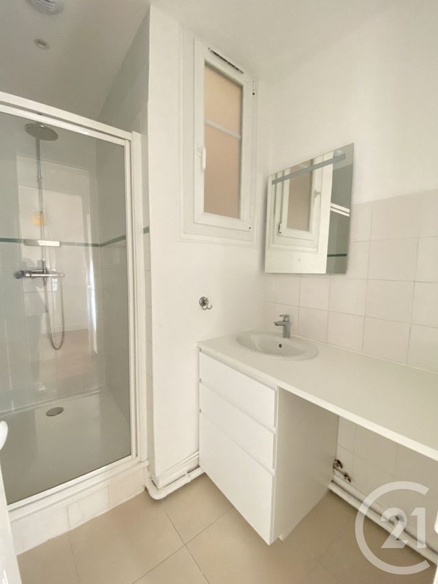 Appartement T3 &agrave; louer - 3 pi&egrave;ces - 61 m2 - Paris - 75013 - ILE-DE-FRANCE