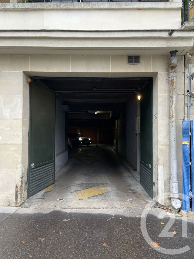 Parking &agrave; louer - 12 m2 - Paris - 75013 - ILE-DE-FRANCE
