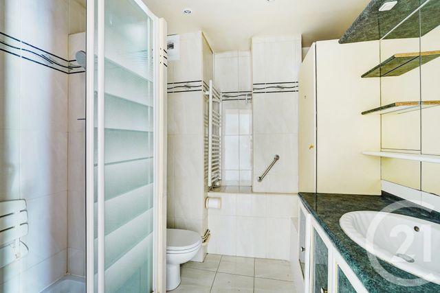 Appartement F5 à vendre - 5 pièces - 109,24 m2 - Paris - 75015 - ILE-DE-FRANCE