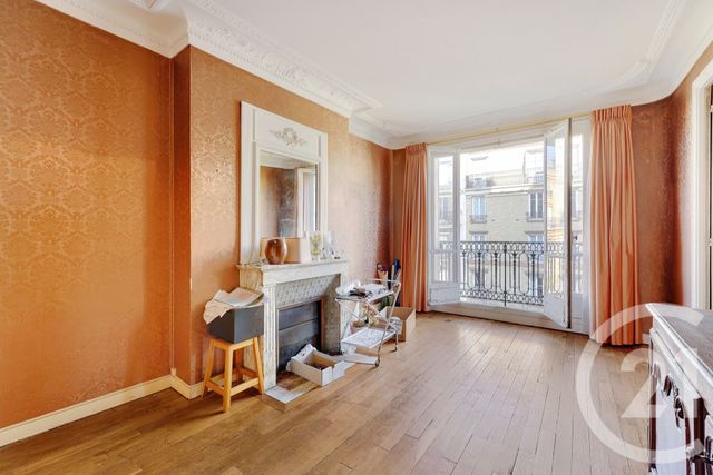 Afficher la photo en grand Appartement T5 à vendre - 5 pièces - 109,73 m2 - Paris - 75015 - ILE-DE-FRANCE