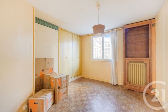Appartement F4 &agrave; vendre - 4 pi&egrave;ces - 60,10 m2 - Paris - 75015 - ILE-DE-FRANCE