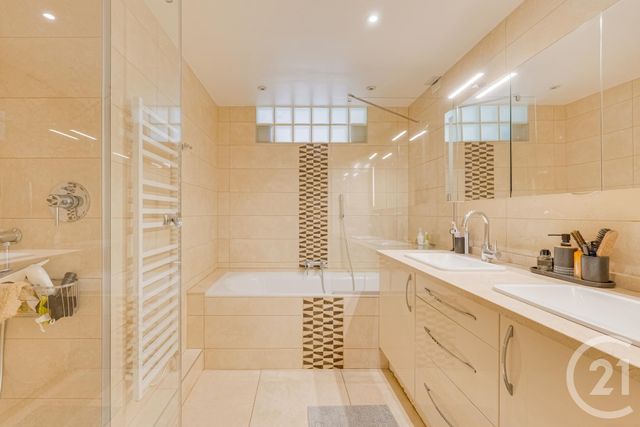 Appartement F4 &agrave; vendre - 4 pi&egrave;ces - 86,10 m2 - Paris - 75013 - ILE-DE-FRANCE