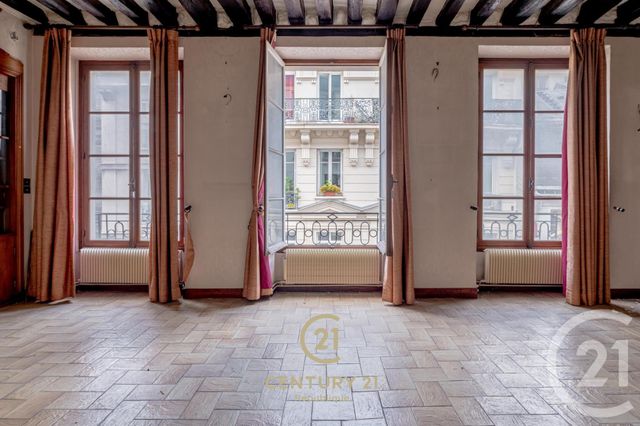  - PARIS - 