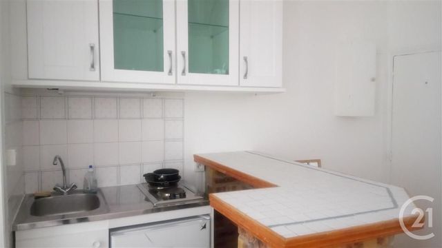 Appartement F1 &agrave; louer - 1 pi&egrave;ce - 18,72 m2 - Paris - 75009 - ILE-DE-FRANCE