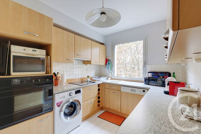 Appartement F5 à vendre - 5 pièces - 96 m2 - Paris - 75010 - ILE-DE-FRANCE