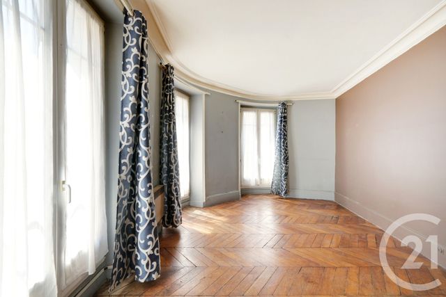 Appartement F3 à vendre - 3 pièces - 66,18 m2 - Paris - 75010 - ILE-DE-FRANCE