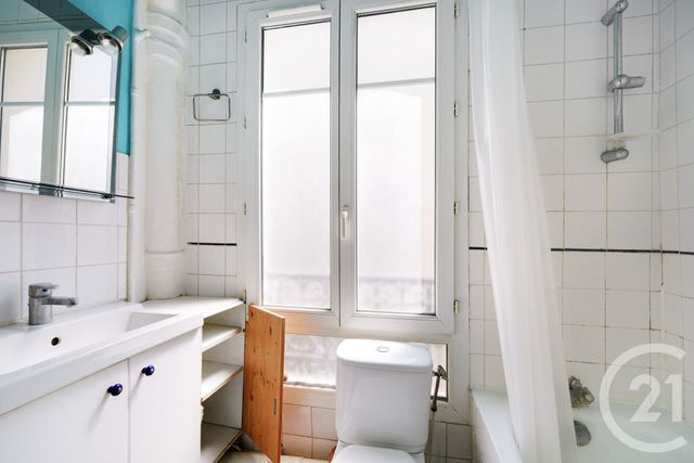 Appartement F3 à vendre - 3 pièces - 66,18 m2 - Paris - 75010 - ILE-DE-FRANCE