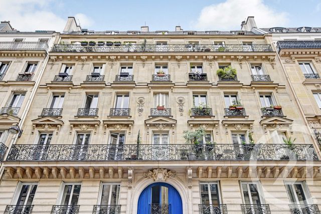  - PARIS - 
