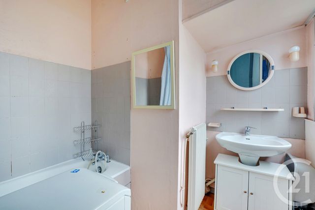 Appartement F3 à vendre - 3 pièces - 53,52 m2 - Paris - 75020 - ILE-DE-FRANCE