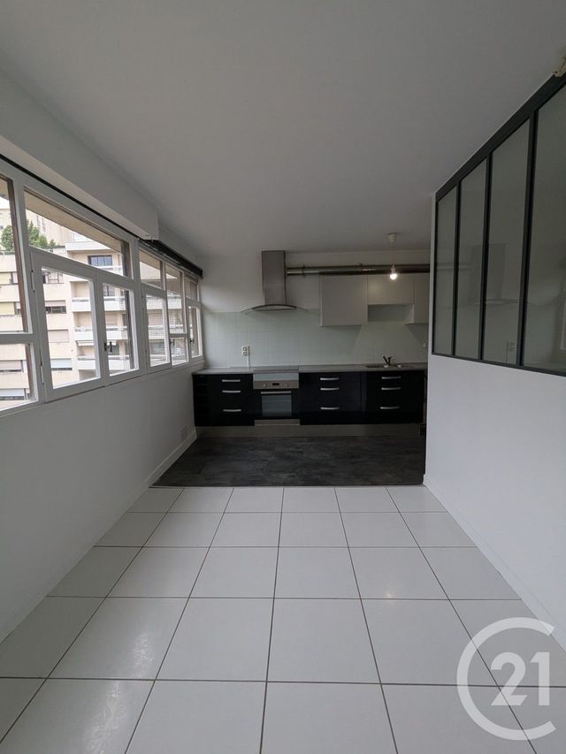 Appartement F4 à louer - 4 pièces - 75,90 m2 - Villejuif - 94 - ILE-DE-FRANCE