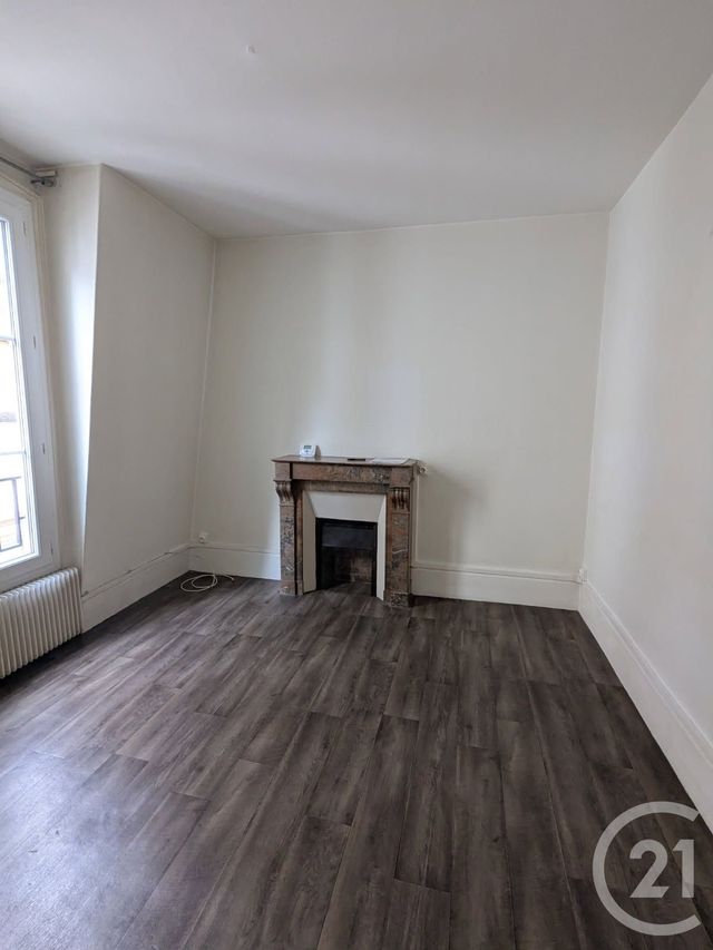 Appartement à louer - 2 pièces - 33,82 m2 - Paris - 75018 - ILE-DE-FRANCE
