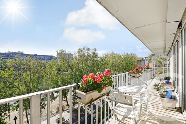Appartement F4 à vendre - 4 pièces - 87,62 m2 - Paris - 75019 - ILE-DE-FRANCE