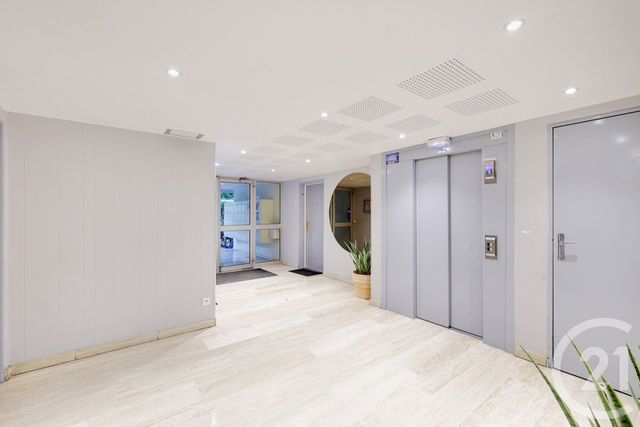 Afficher la photo en grand Appartement F4 à vendre - 4 pièces - 79,90 m2 - Asnieres Sur Seine - 92 - ILE-DE-FRANCE