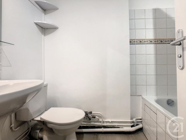 Afficher la photo en grand Appartement Studio à louer - 1 pièce - 32,97 m2 - Paris - 75012 - ILE-DE-FRANCE