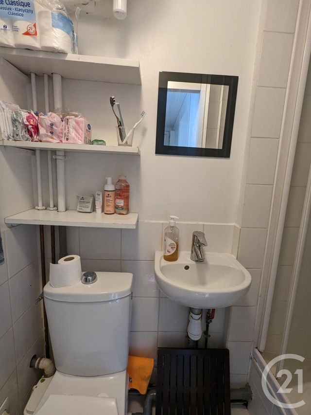 Appartement à louer - 2 pièces - 20 m2 - Clichy - 92 - ILE-DE-FRANCE