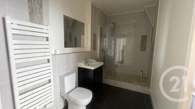 Appartement F2 à louer - 2 pièces - 44,10 m2 - Paris - 75011 - ILE-DE-FRANCE