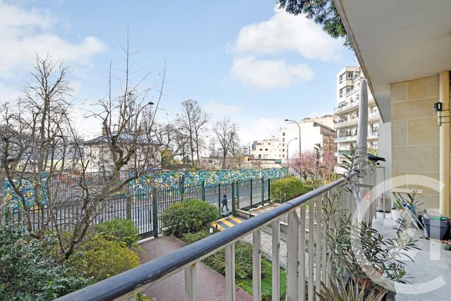 Appartement F4 à vendre - 4 pièces - 75,30 m2 - Paris - 75020 - ILE-DE-FRANCE