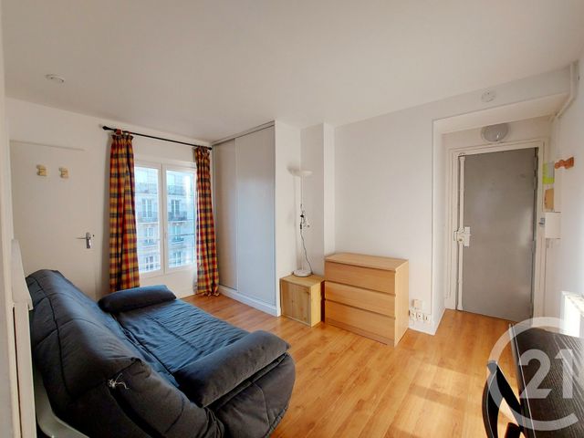 Appartement Studio à louer PARIS