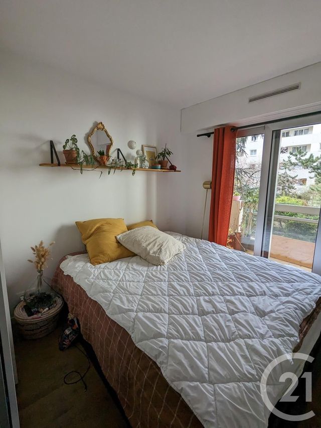 Appartement T2 &agrave; louer - 2 pi&egrave;ces - 46 m2 - Paris - 75011 - ILE-DE-FRANCE