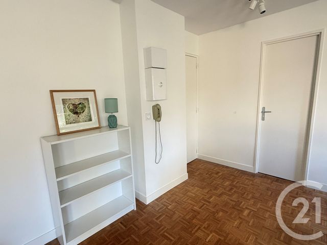 Appartement T2 &agrave; louer - 2 pi&egrave;ces - 42,45 m2 - Paris - 75013 - ILE-DE-FRANCE