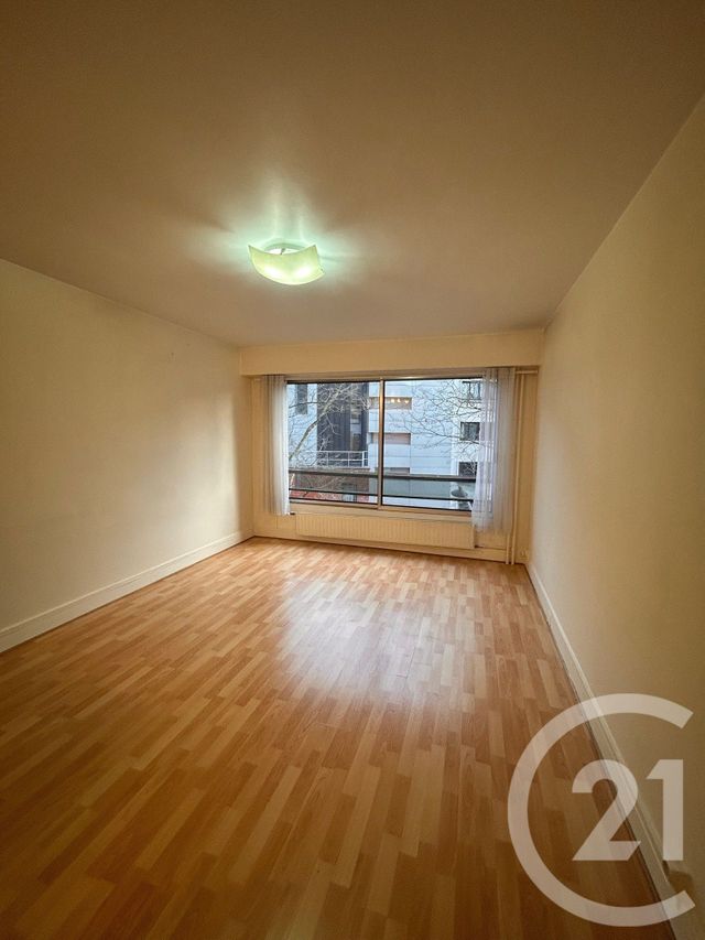 Appartement Studio &agrave; louer - 1 pi&egrave;ce - 27,45 m2 - Paris - 75019 - ILE-DE-FRANCE