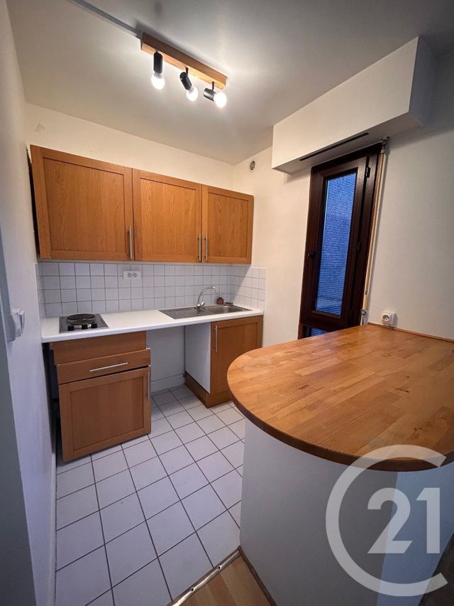 Appartement Studio &agrave; louer - 1 pi&egrave;ce - 27,45 m2 - Paris - 75019 - ILE-DE-FRANCE