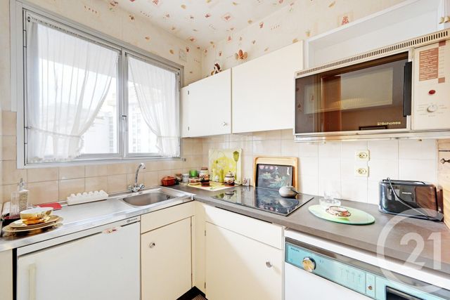 Appartement F2 &agrave; vendre - 2 pi&egrave;ces - 50 m2 - Paris - 75019 - ILE-DE-FRANCE