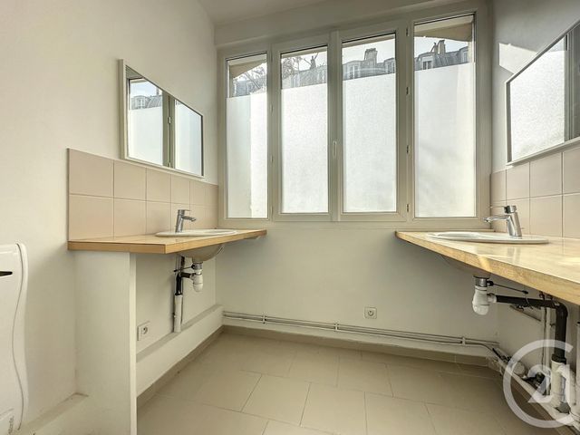 Appartement F3 &agrave; louer - 3 pi&egrave;ces - 66 m2 - Paris - 75012 - ILE-DE-FRANCE