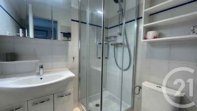 Appartement F1 &agrave; louer - 1 pi&egrave;ce - 17,30 m2 - Paris - 75011 - ILE-DE-FRANCE