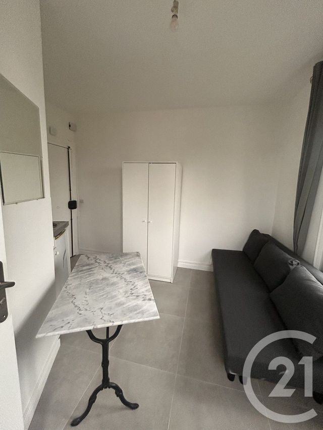 Appartement Studette &agrave; louer - 1 pi&egrave;ce - 10,26 m2 - Paris - 75010 - ILE-DE-FRANCE