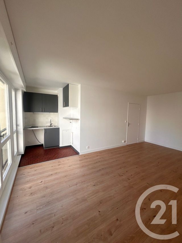 Appartement Studio à louer PARIS