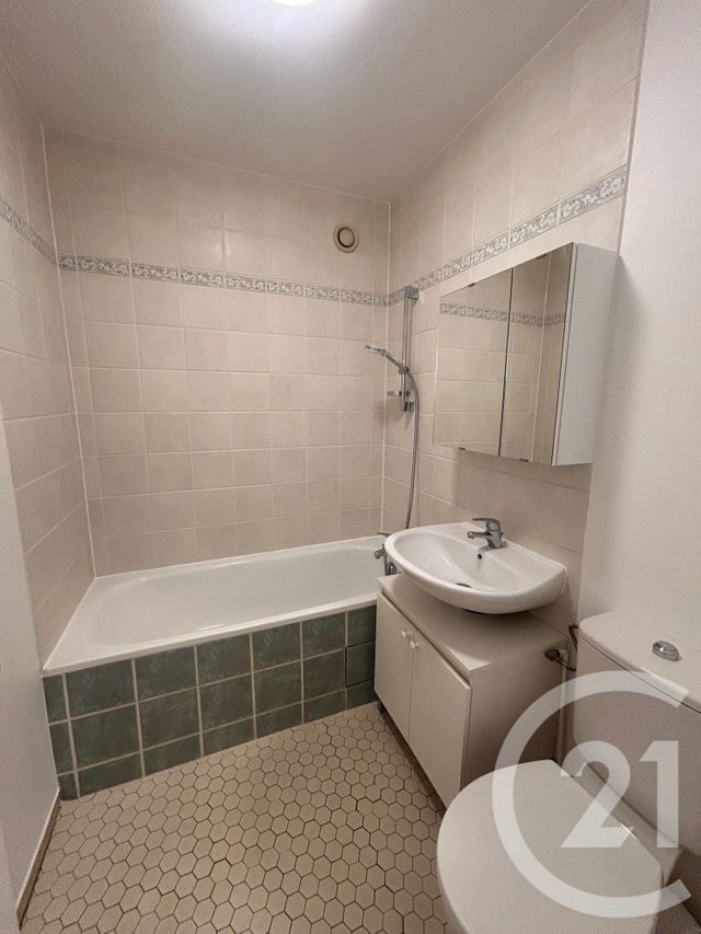 Appartement Studio &agrave; louer - 1 pi&egrave;ce - 28,85 m2 - Paris - 75011 - ILE-DE-FRANCE