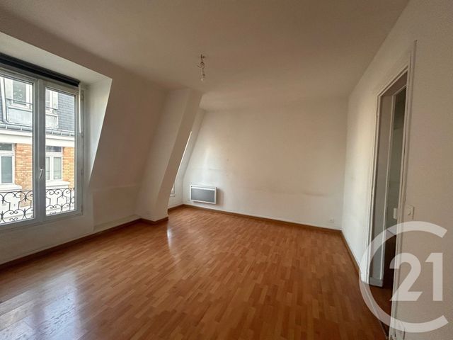 Appartement T2 &agrave; louer - 2 pi&egrave;ces - 45,52 m2 - Paris - 75018 - ILE-DE-FRANCE